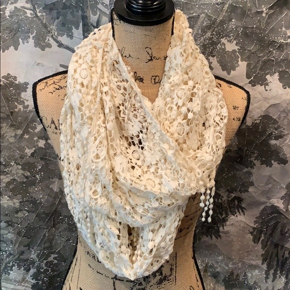 Anthropologie Accessories - Anthropologie lace cream scarf